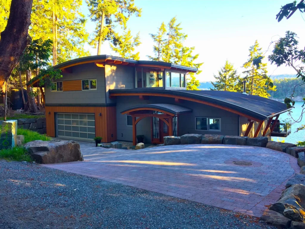 DOS SANTOS RESIDENCE