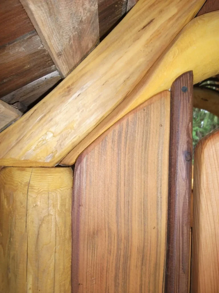 WOODWORKING AND LANDSCAPES SECTION 3